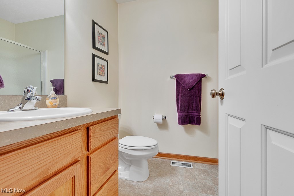 20474 Foxe Drive, Strongsville, Ohio image 33
