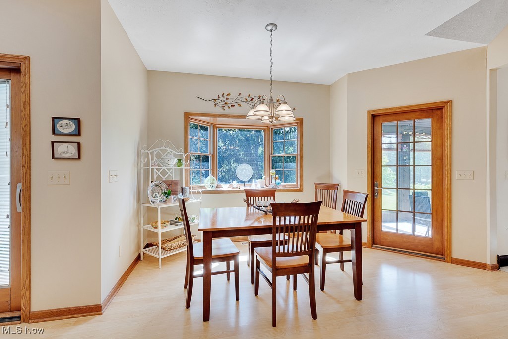 20474 Foxe Drive, Strongsville, Ohio image 15