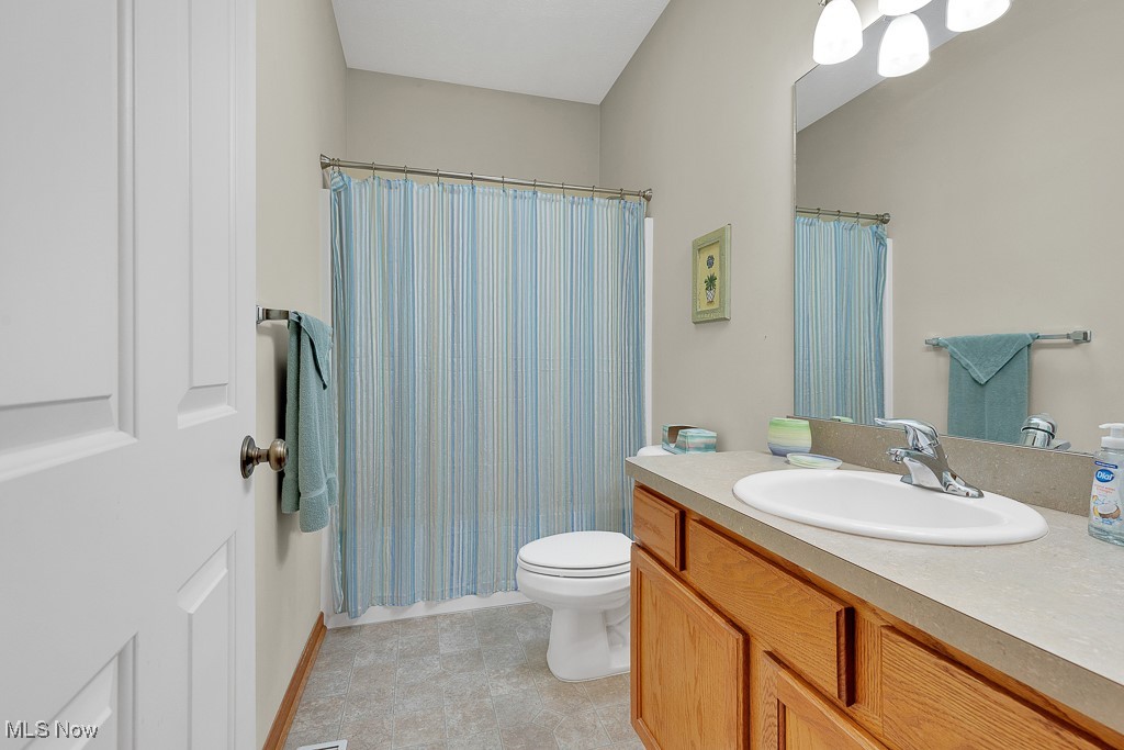 20474 Foxe Drive, Strongsville, Ohio image 27