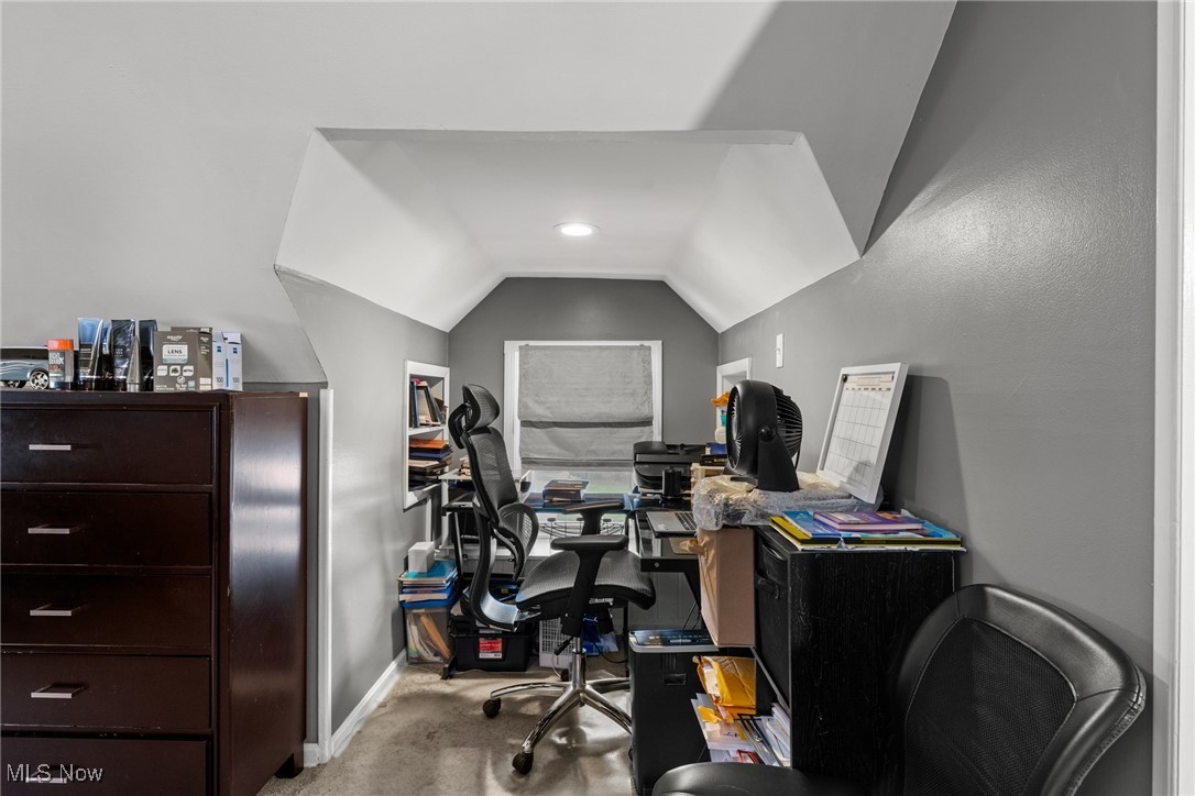 16101 Throckley Avenue, Cleveland, Ohio image 34