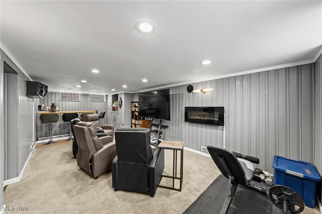 16101 Throckley Avenue, Cleveland, Ohio image 39