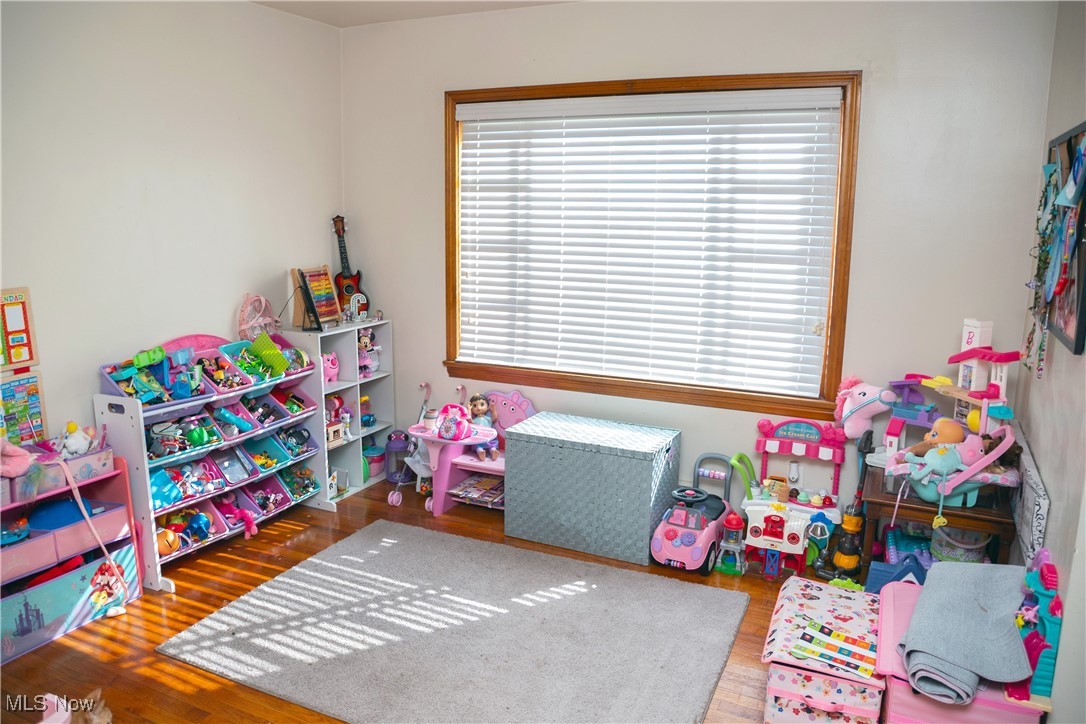 Austintown-Canfield Road - Residential