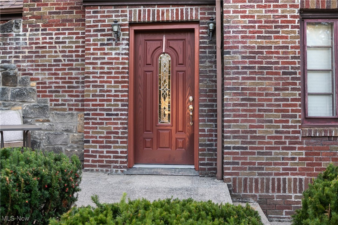 Austintown-Canfield Road - Residential