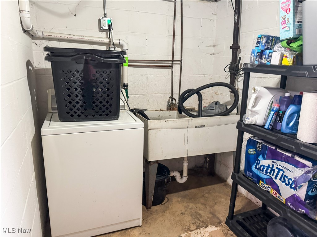 Austintown-Canfield Road - Residential