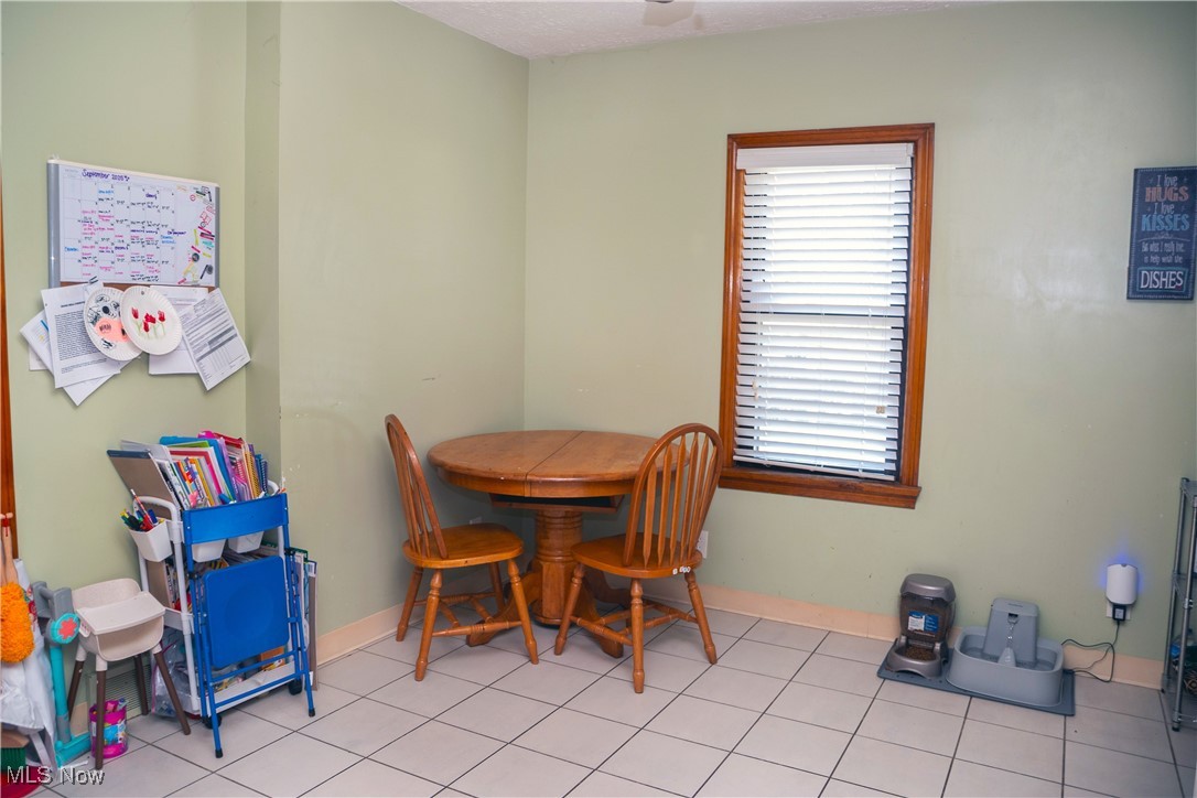 Austintown-Canfield Road - Residential