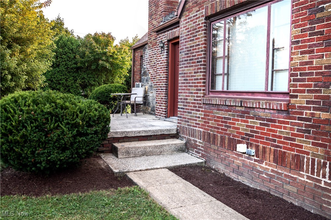 Austintown-Canfield Road - Residential