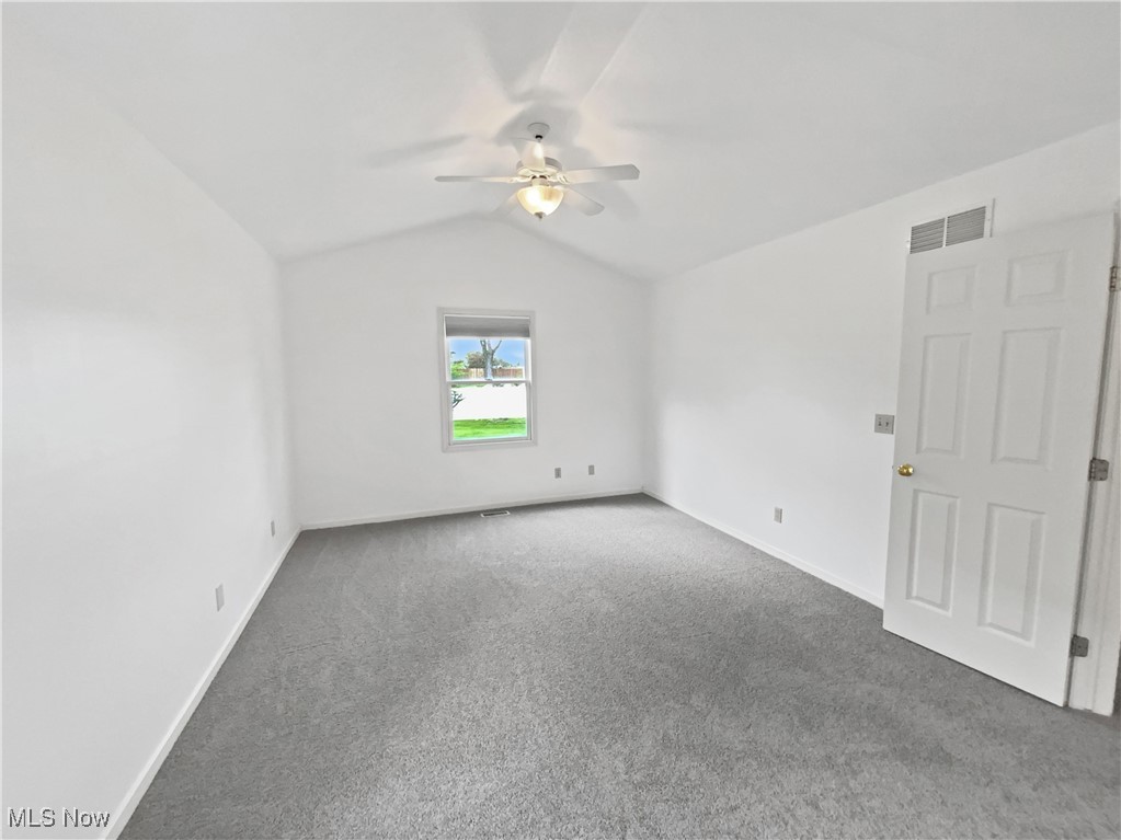14010 Swan Lake Boulevard, North Royalton, Ohio image 16