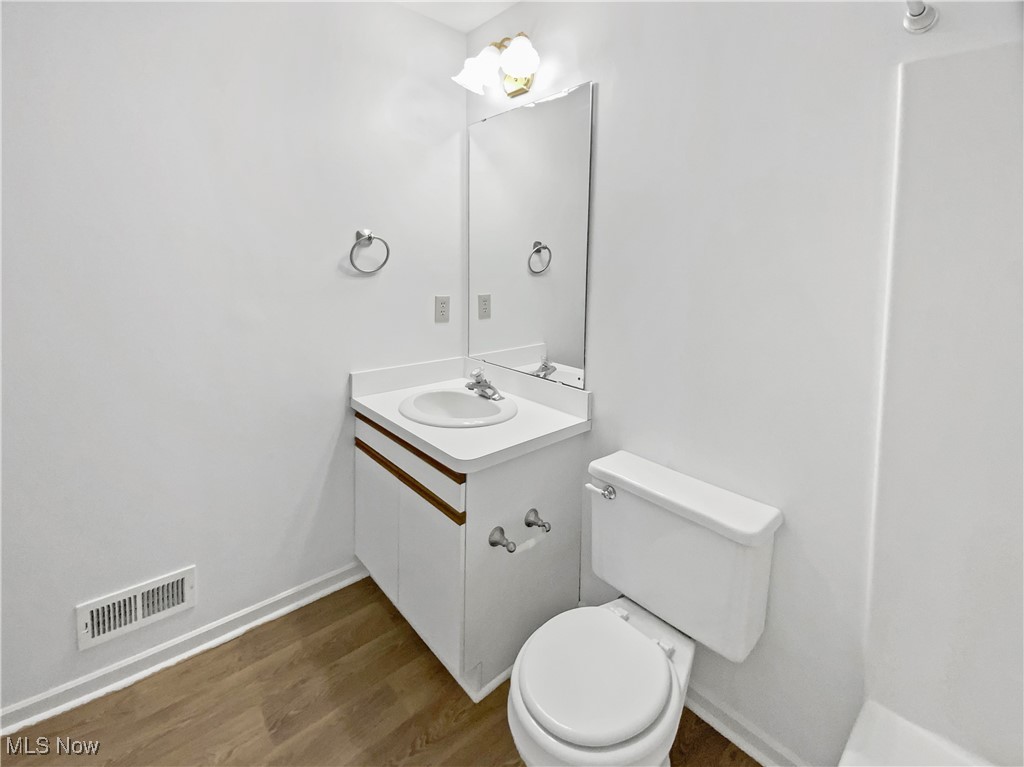 14010 Swan Lake Boulevard, North Royalton, Ohio image 14