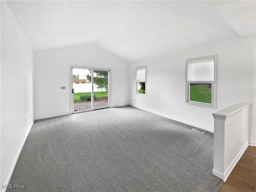 14010 Swan Lake Boulevard, North Royalton, Ohio image 3