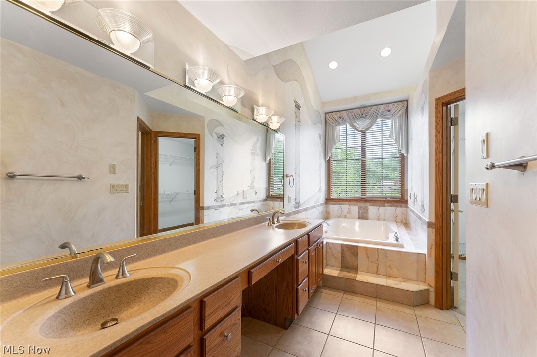 Auburn Hills 5 - Residential