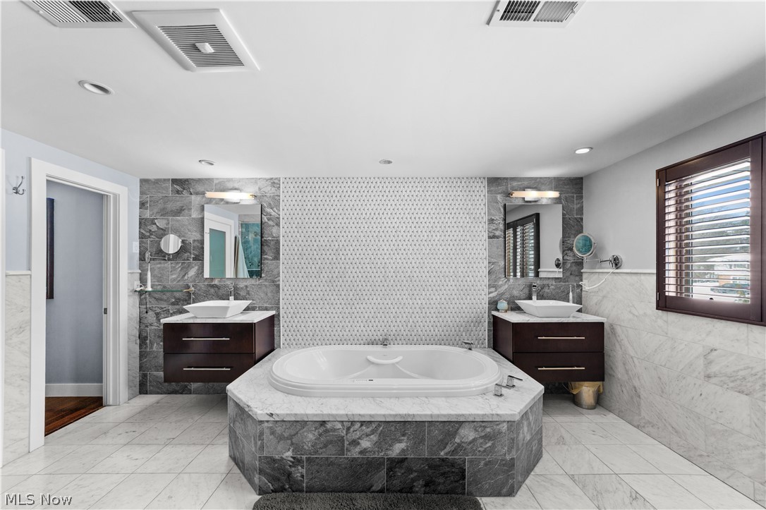 Beachwood Cntry Estates Sub/A Sie - Residential