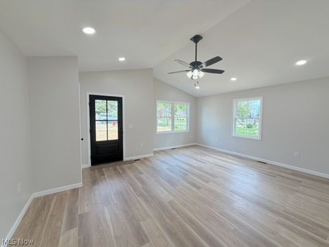 Tiny photo for 910 W Main Street, Sugarcreek, OH 44681 (MLS # 5201072)