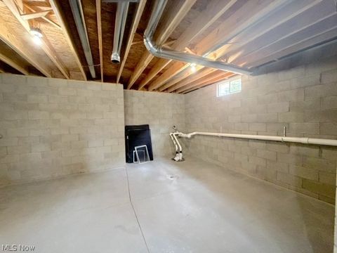 Tiny photo for 910 W Main Street, Sugarcreek, OH 44681 (MLS # 5201072)