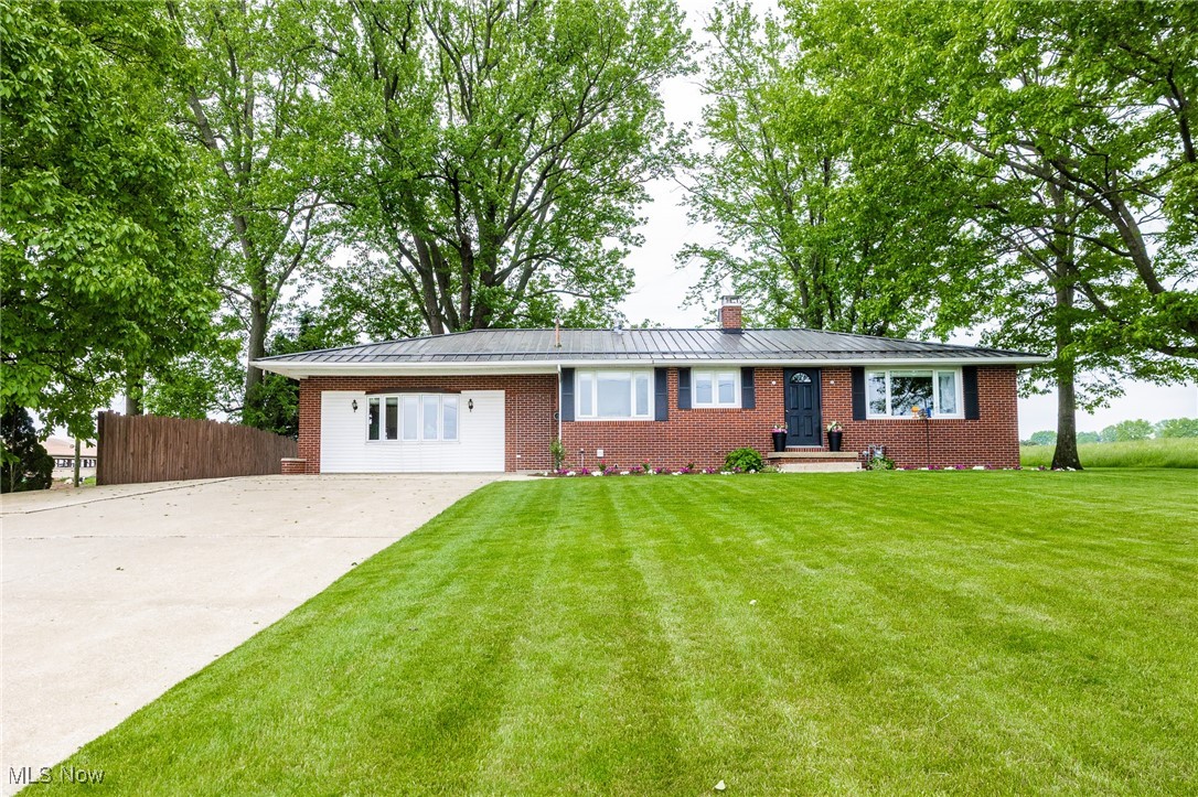 13421 Western Road Rd, Apple Creek, Ohio image 1