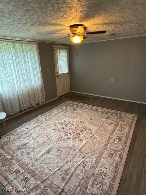 407 Iowa Avenue, Girard, Ohio image 3