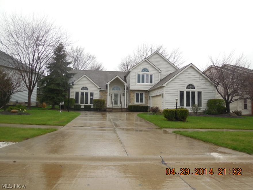This is a Freddie Mac/Homesteps foreclosure property being sold as is. Freddie Mac has now implemented a new 20 day first look program for home owners to be able to purchase a property without competition from investors. HomeSteps offers an allowance up to $500 to homebuyers towards the purchase of a home warranty of their choice. It is the homebuyer’s responsibility to identify and select the home warranty company and plan.  4 bedroom, 2.5 Split Level Home. Well maintained. 2 Story Foyer,formal Living & Dining rooms are both vaulted. Super eat-in Kitchen with skylight, eat/work island, corian counters, ceramic floors, pantry, planning desk, garden shadow box window and is vaulted. Family Room with crown molding, bay window, stone gas fireplace with custom mantle. 1st Floor Den/Office (possible 4th bedroom). Vaulted Master Suite with private bath. Finished Basement. Great Deck to enjoy treed yard. 2 Car Garage. Pre-qualification letter and/or proof of funds required with all offers.
