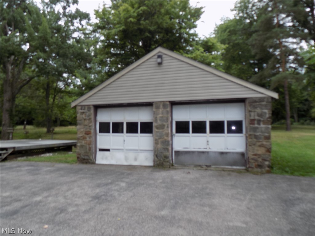 A W & H M Gustafson 01 - Residential