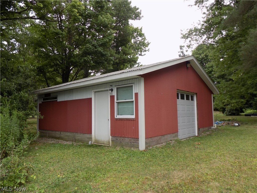 A W & H M Gustafson 01 - Residential