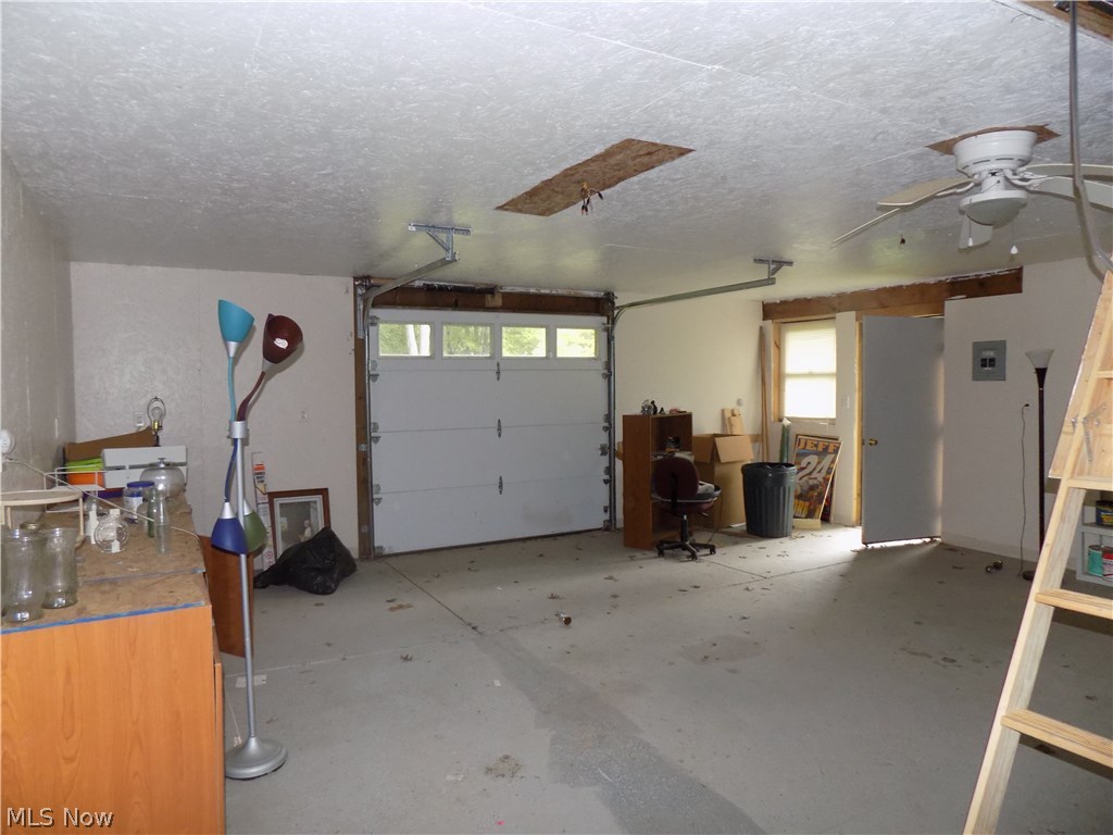 A W & H M Gustafson 01 - Residential