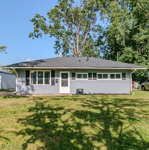 Homes For Sale - 1634 Denison Drive<br/> Trumbull County, Warren, OH 44485