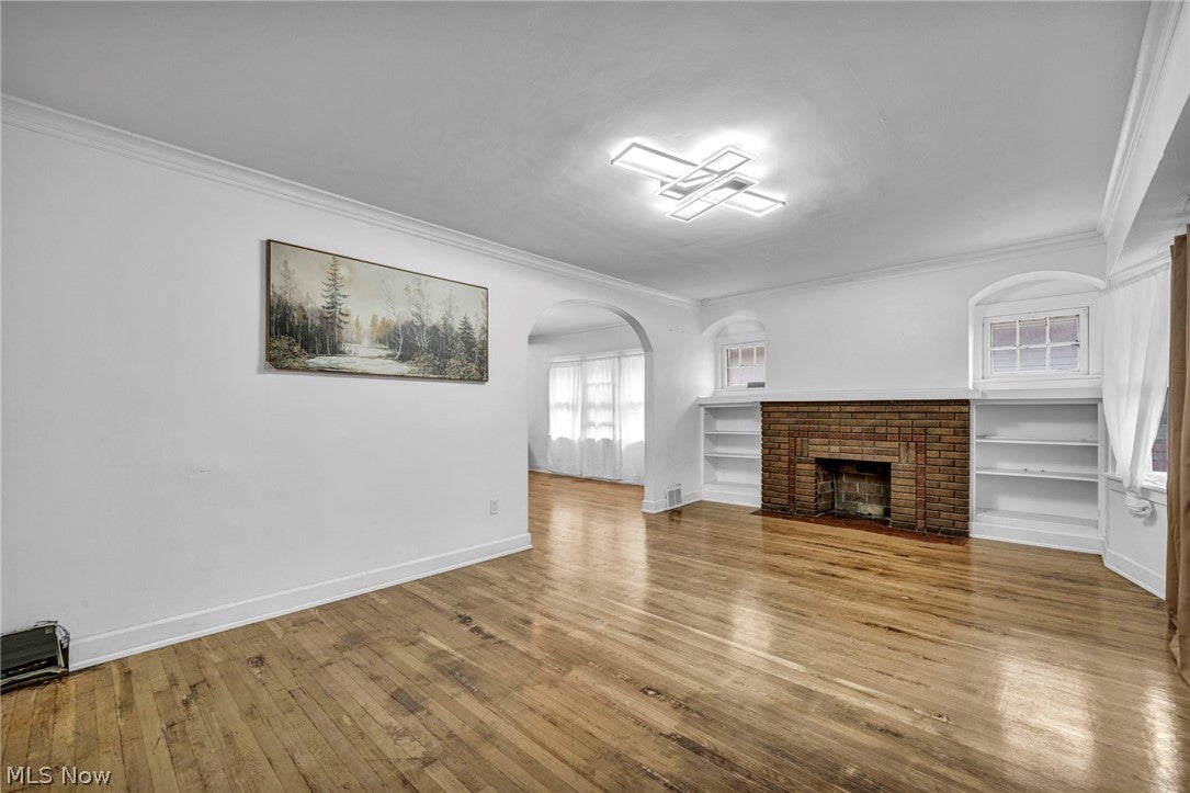 3808 E 149th Street