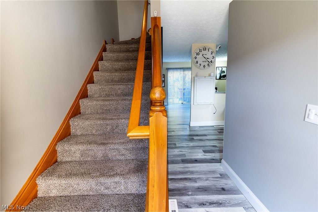 Photo of 9985 Beverly Lane, Streetsboro, OH 44241 (MLS # 5187055)