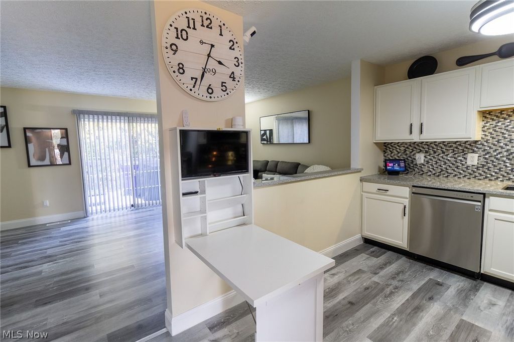 Photo of 9985 Beverly Lane, Streetsboro, OH 44241 (MLS # 5187055)