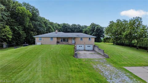 Homes For Sale - 50367 Austin Road<br/> Lorain County, Wellington, OH 44090
