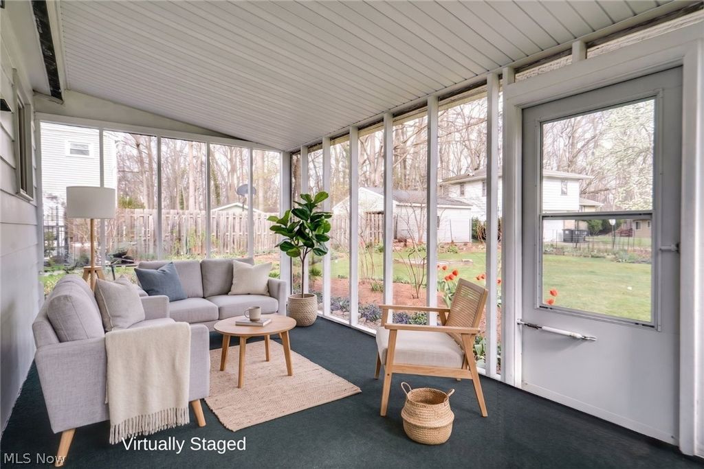 Photo of 833 Cliffside Drive, Akron, OH 44313 (MLS # 5201092)