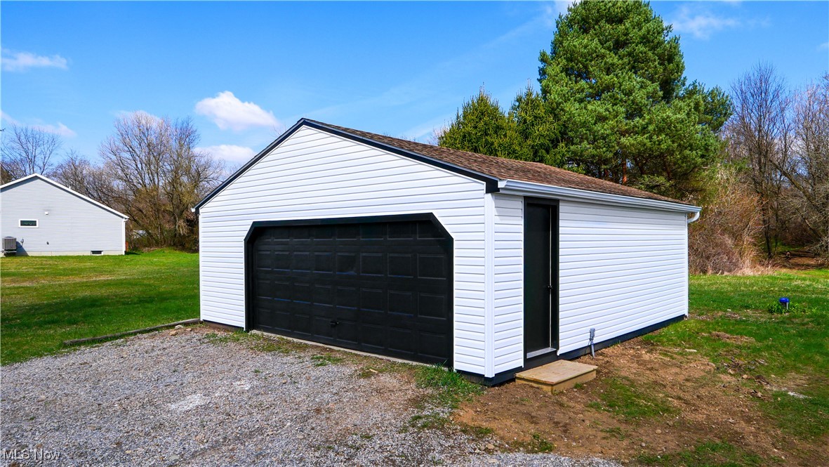 9299 Pierce Road, Garrettsville, Ohio image 7