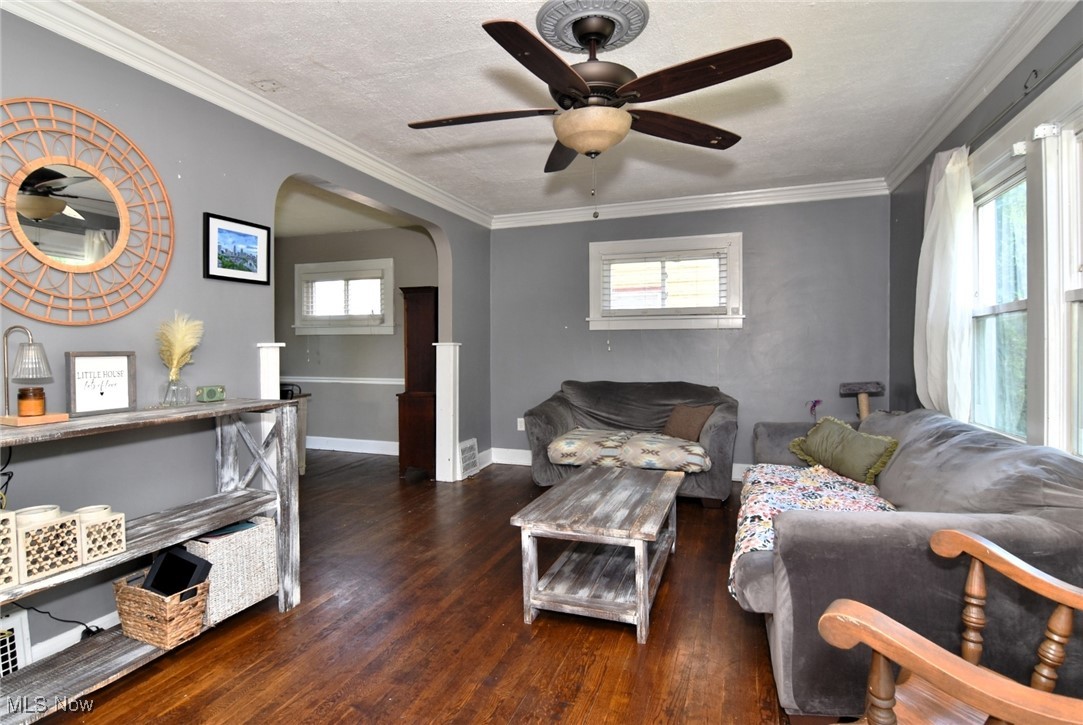 13609 Wainstead Avenue