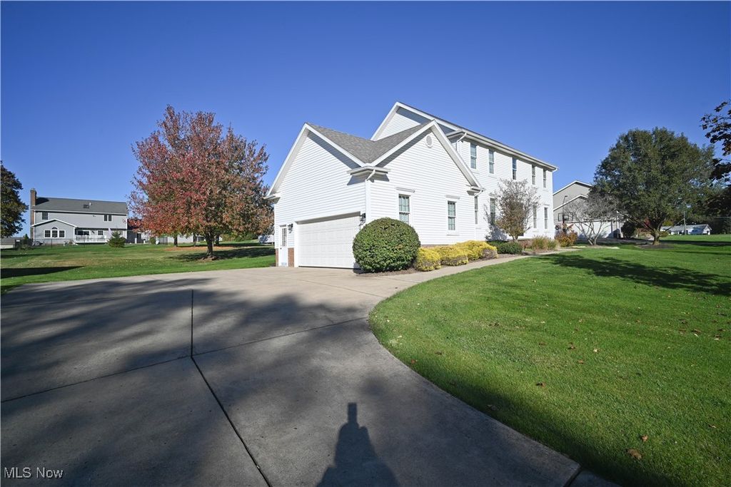 Photo of 5790 Herbert Road, Canfield, OH 44406 (MLS # 5166370)