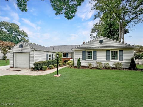 Photo for 6327 Tall Oaks Drive