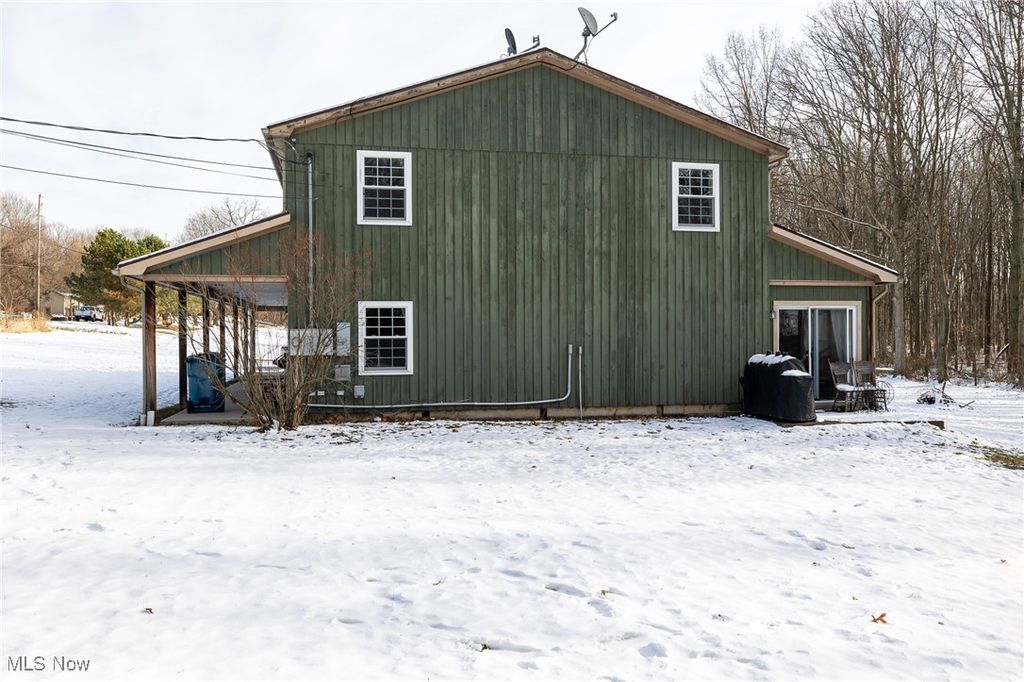 Photo of 48903 N Ridge Road, Amherst, OH 44001 (MLS # 5176391)