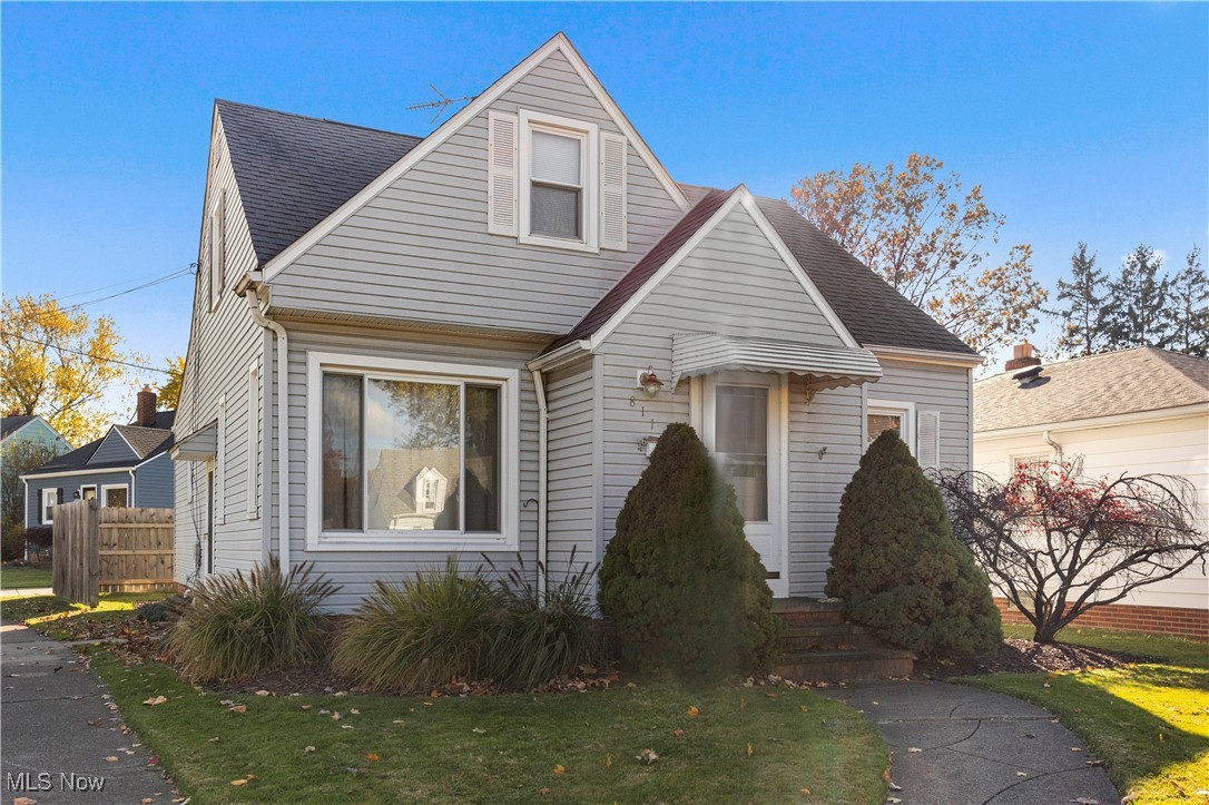 8119 Pinegrove Avenue