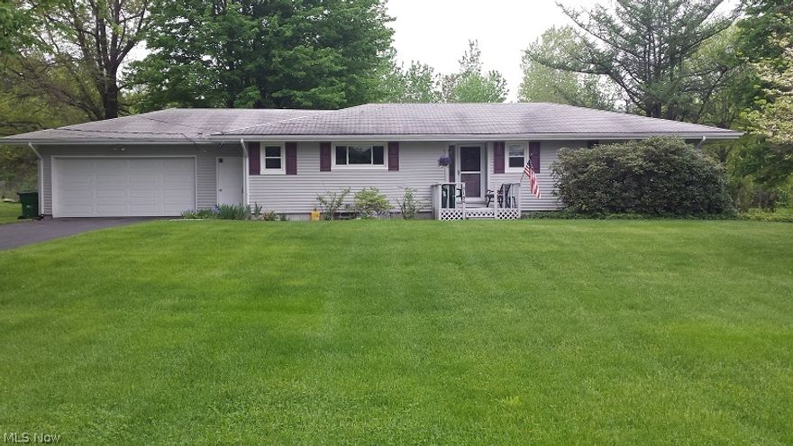 Long time owners selling beautiful well kept ranch home with many updates. Nice private lot w/free water, sewer, cable, and garbage removal and access to private park. Updated kitchen and bath, finished basement w/an extra bedroom. Basement has been waterproofed and has a transferable lifetime warranty.