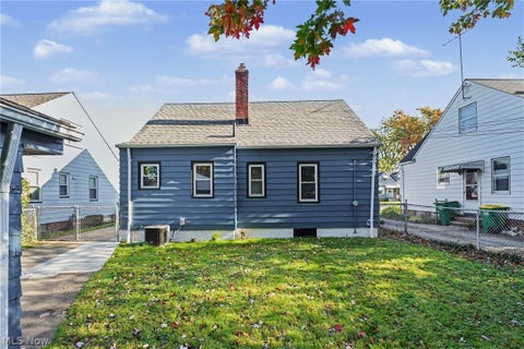 Tiny photo for 448 E 328th Street, Willowick, OH 44095 (MLS # 5255786)