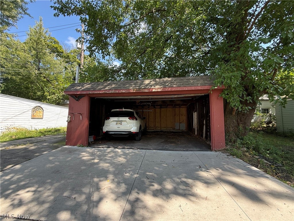 2177 Oakdale Road