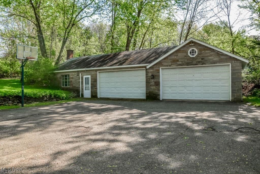 6747 Fulton Drive, Canton, Ohio image 47