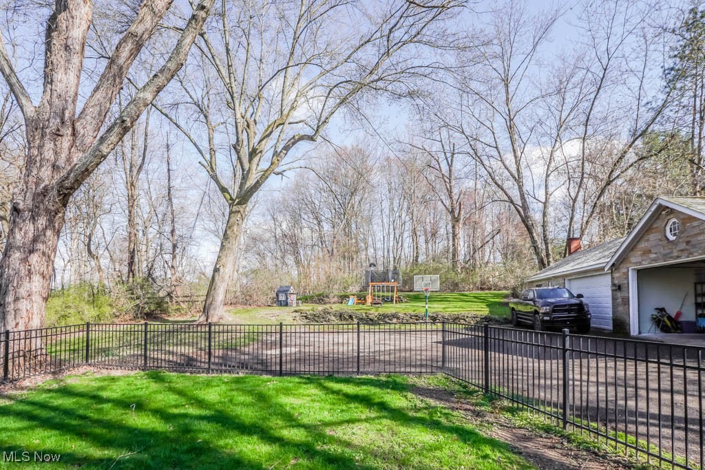 6747 Fulton Drive, Canton, Ohio image 45