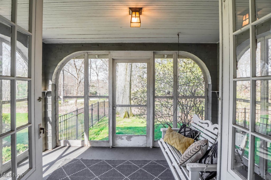 6747 Fulton Drive, Canton, Ohio image 25