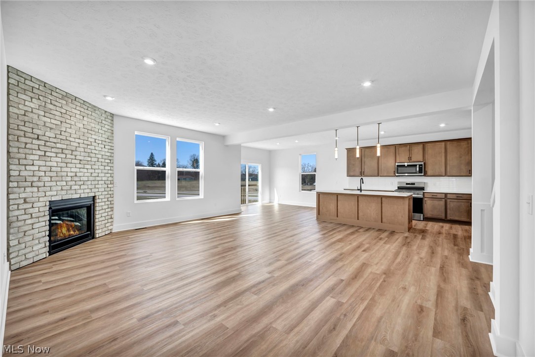 Spring Hill Villas - Residential