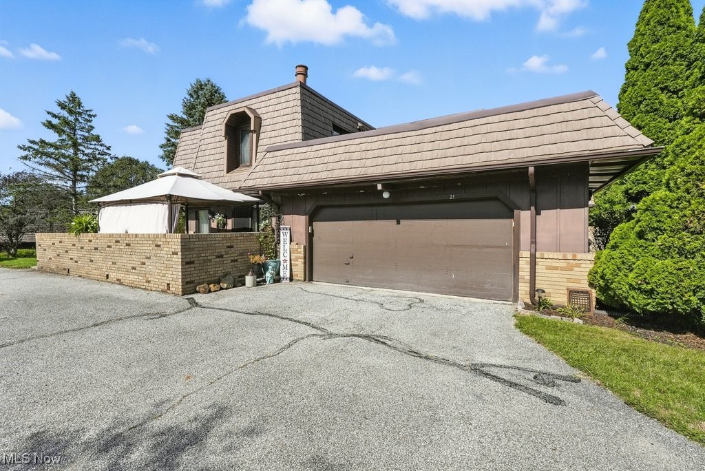 Briarwood Condos Ph 2 - Residential