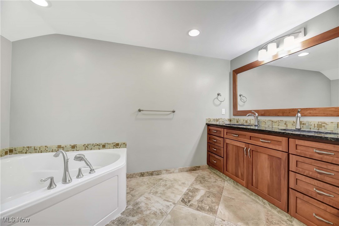 Westwinds Condo - Residential