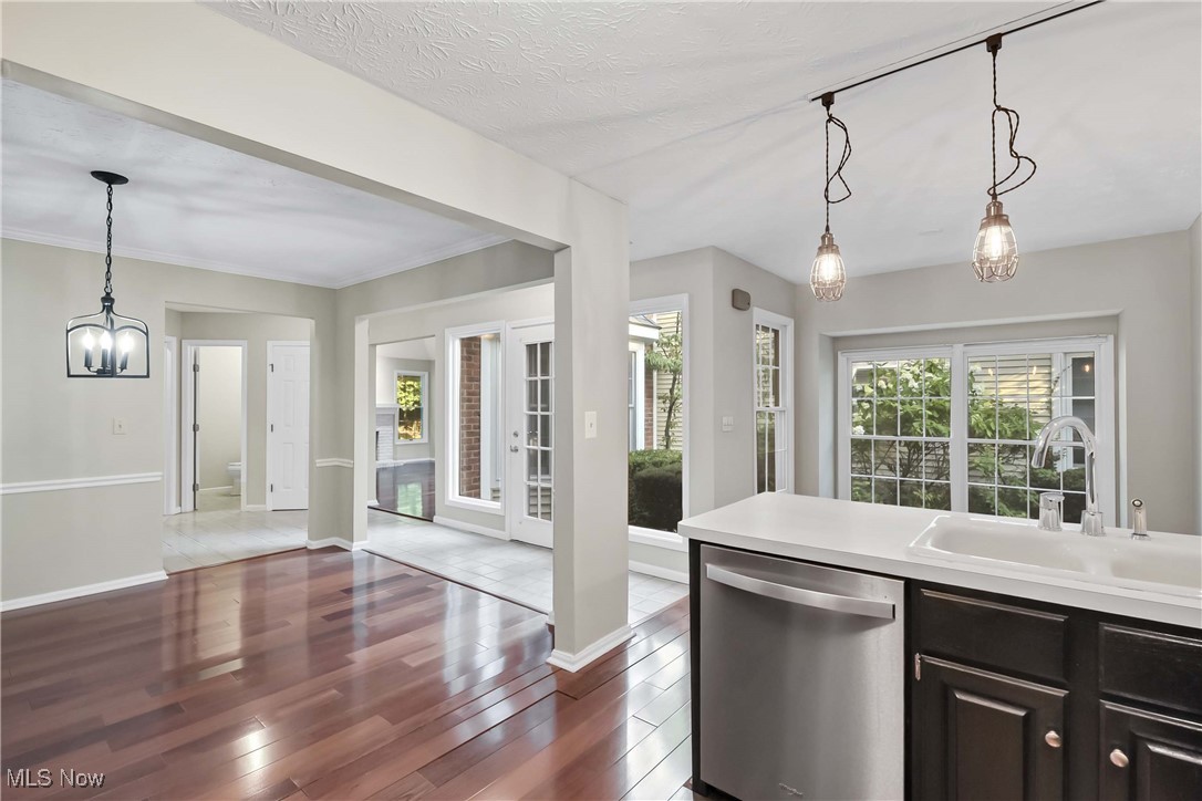 Westwinds Condo - Residential