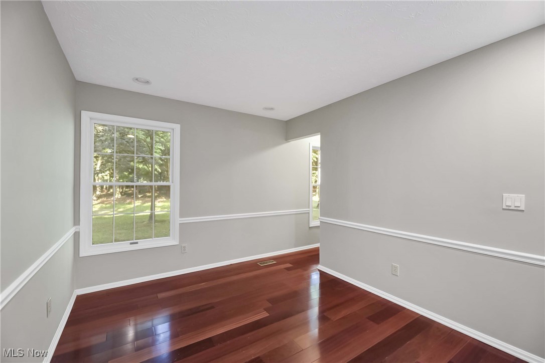 Westwinds Condo - Residential