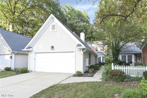 225 Westwind Drive 2 Avon Lake OH 44012