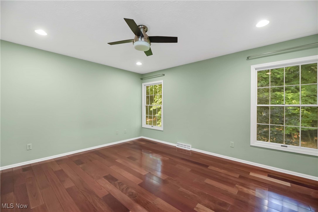 Westwinds Condo - Residential