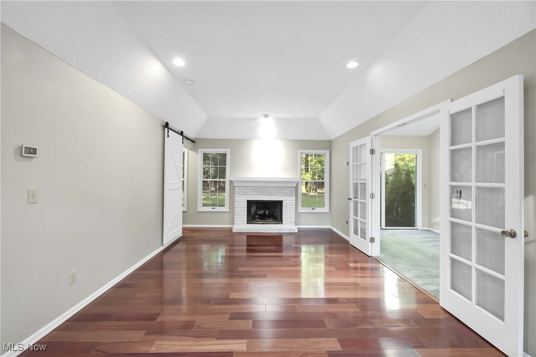 Westwinds Condo - Residential