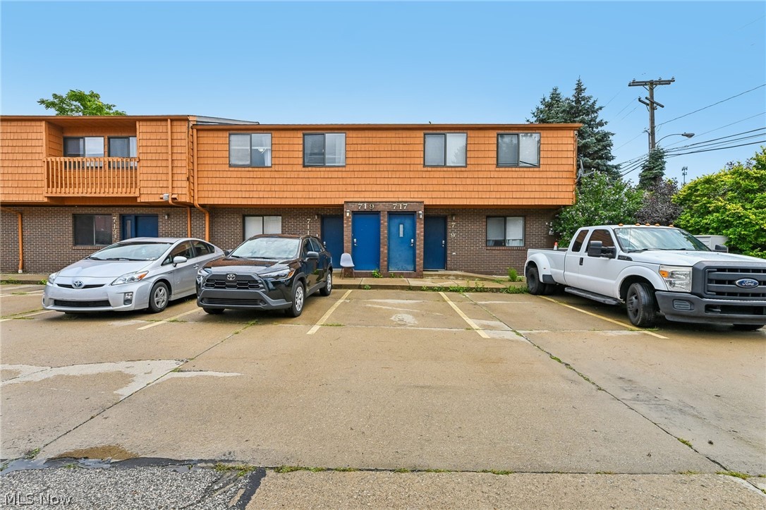 Photo 1 of 26 — 711 & 719 Carroll Street, Akron, OH 44304